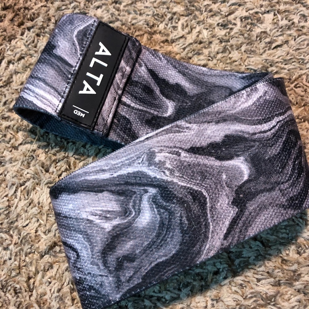 Alta Sculpting Booty Band Medium Resistance